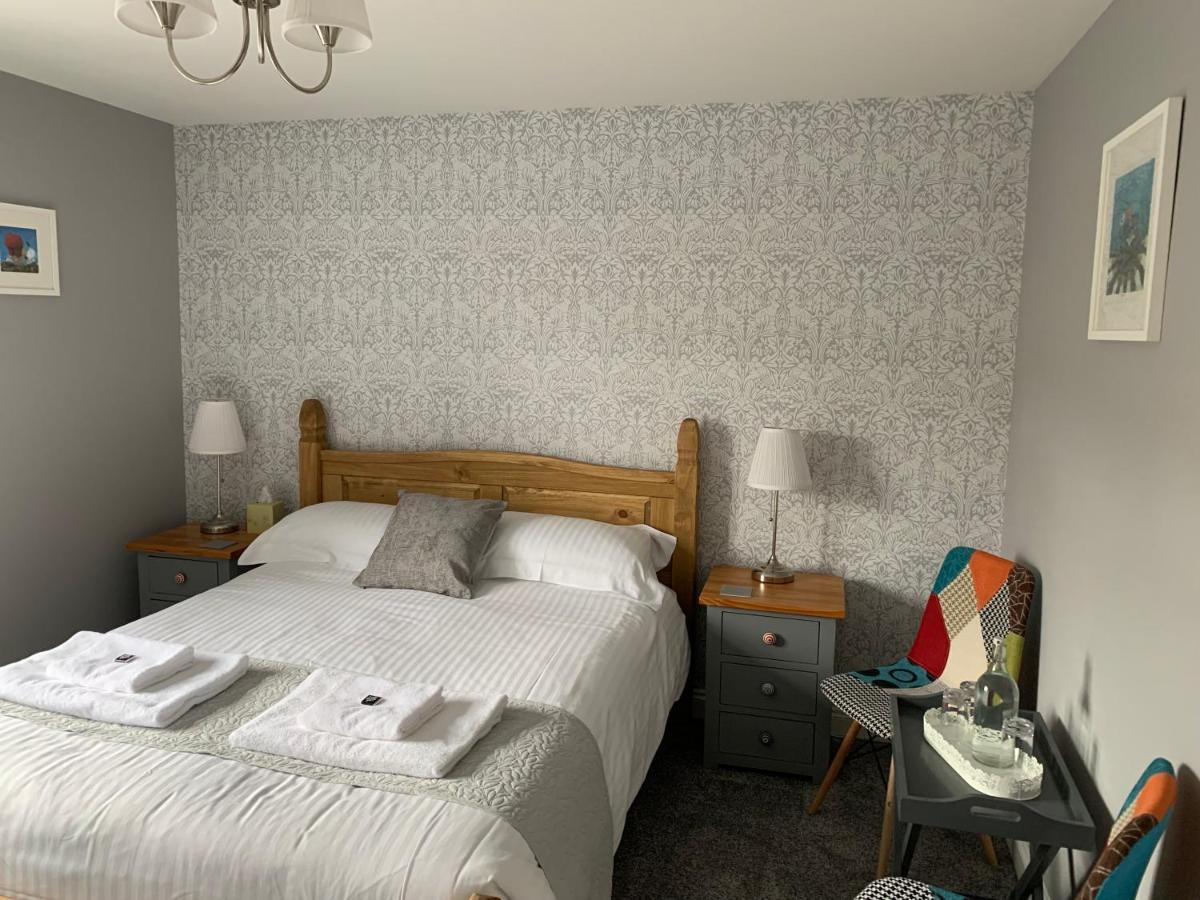 Hensleigh House Bed & Breakfast Charmouth Exterior foto